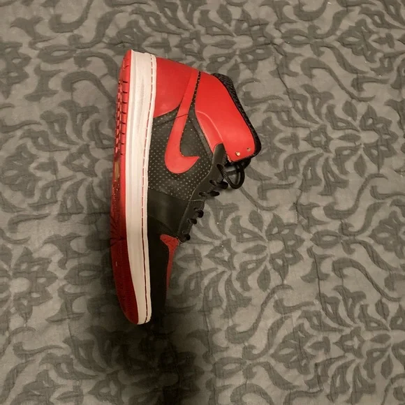 Jordan Alpha 1 - Picture 5 of 7